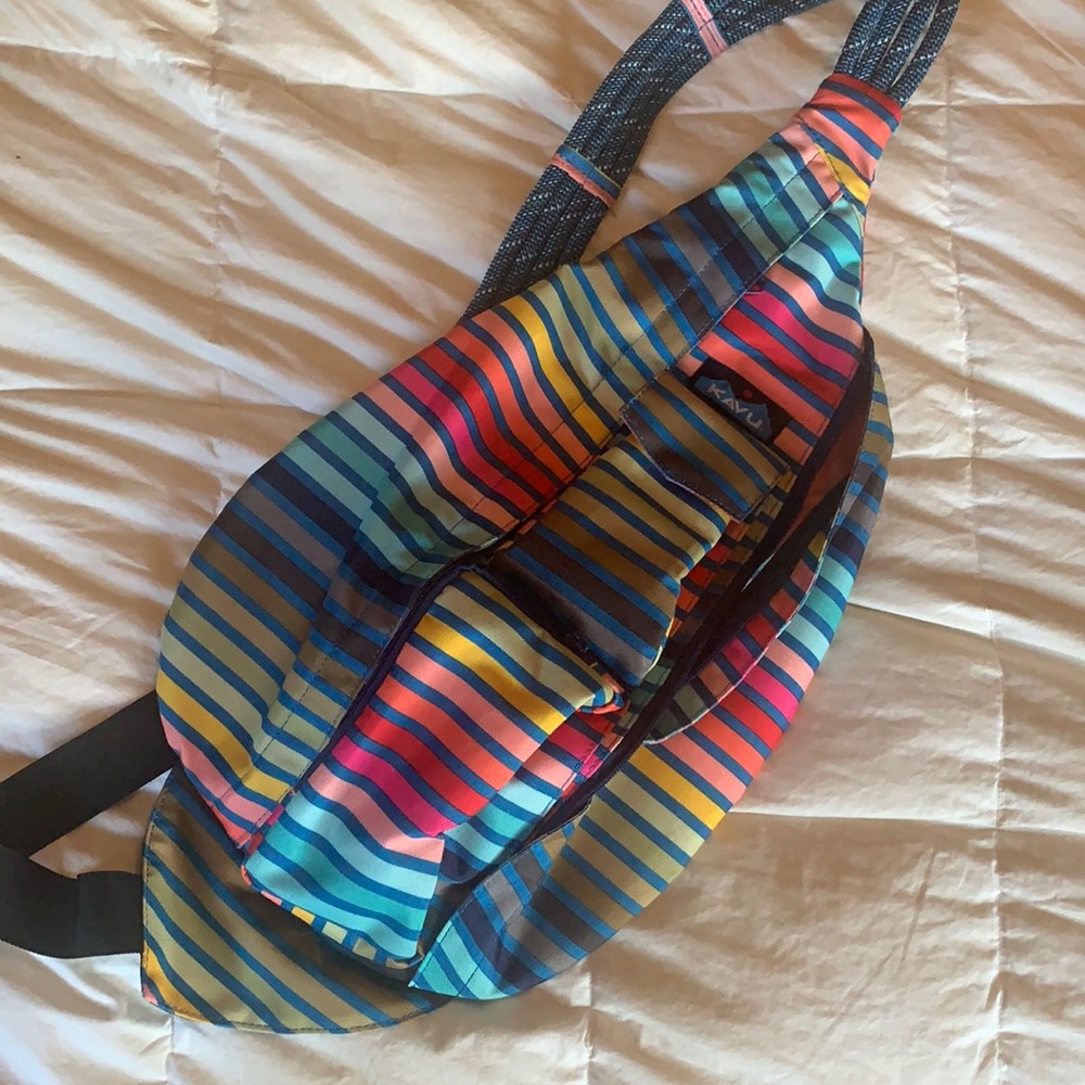 Kavu Sling Bag -Rainbow